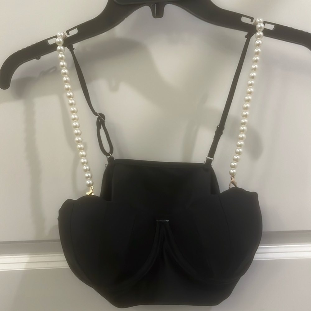 New Medium size bathing suit 62% polyester 18% elastane